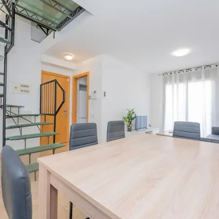 Torre Figueres Apartment